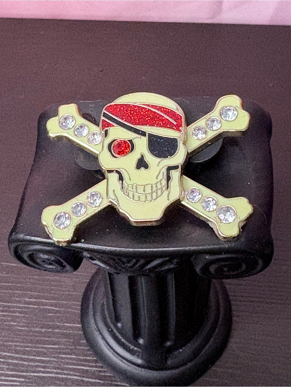 Disney pin brooch Pirates of the Caribbean with Red Accent. Preowned